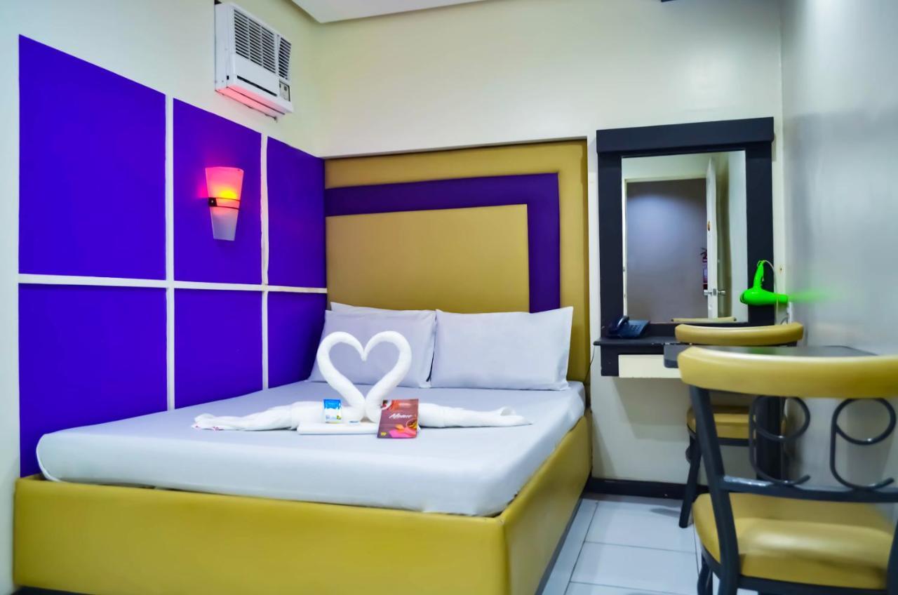Hotel 99 Cubao Cidade Quezon Exterior foto