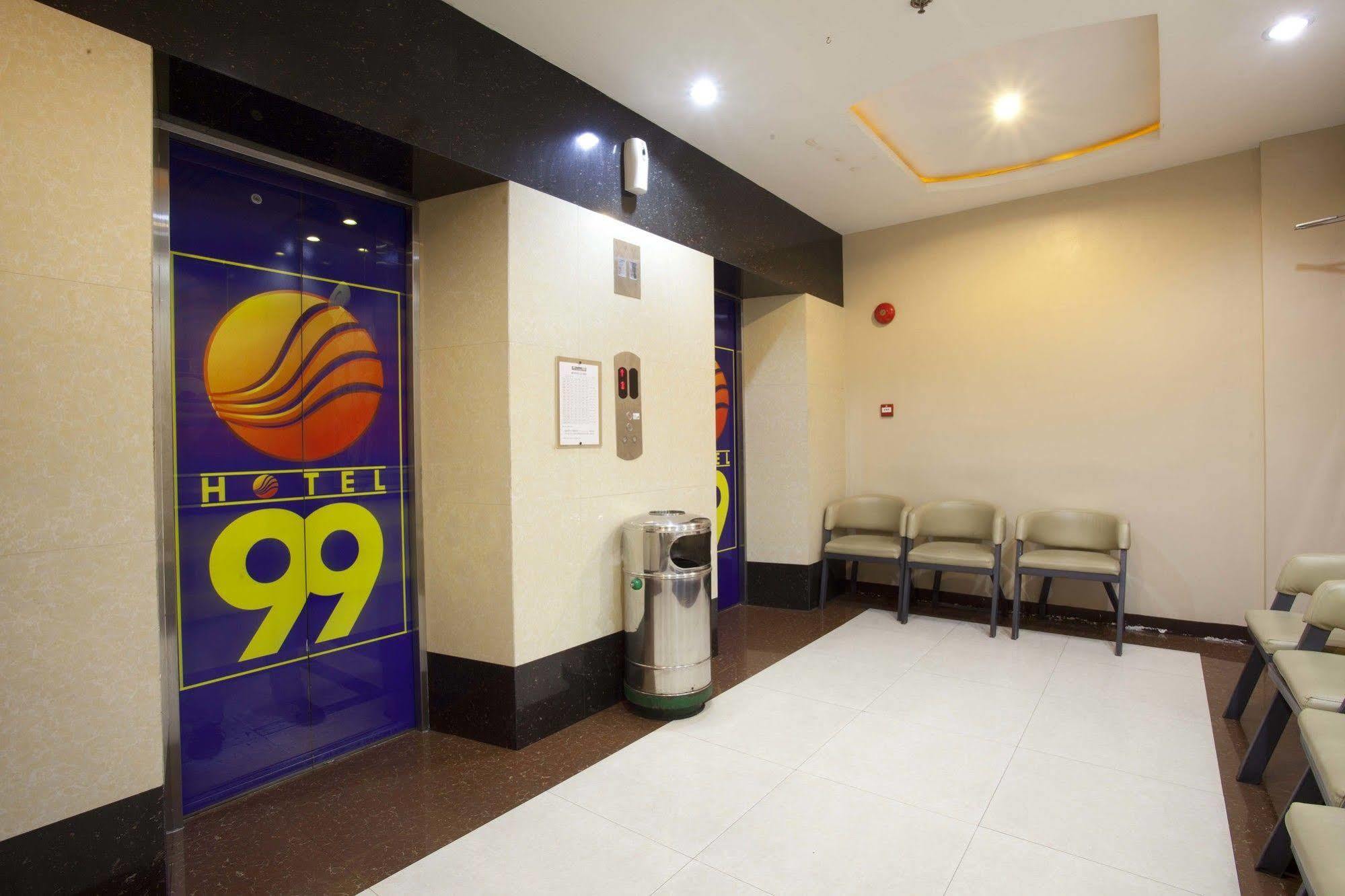 Hotel 99 Cubao Cidade Quezon Exterior foto